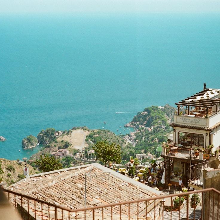 Family terraces and cafés for calm evenings in Rome